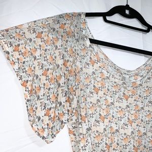 Forever 21 Tops - Forever 21 Crop Top Forever 21 Tops - Forever 21 Crop Top